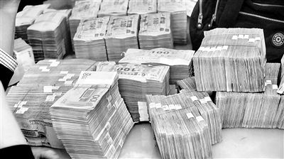 甘肃最年轻市县长违纪违法案剖析:彷徨于官商两道